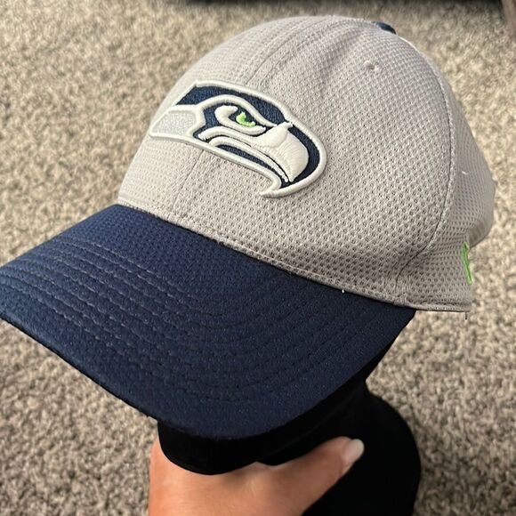 New Era - Seattle Seahawks - Gray and Navy Hat - S/M - Picture 1 of 5